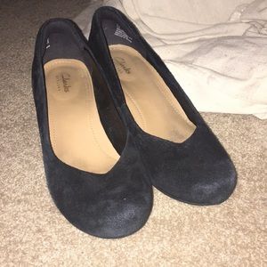 Clark’s suede wedges-great condition!